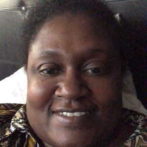 Meet your Posher, Stacy